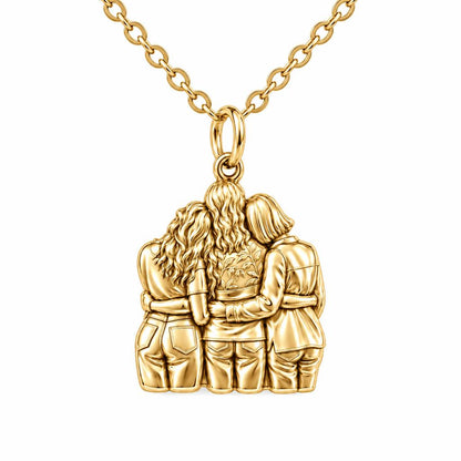 Inner Circle Huddle Charm Necklace Set – 18K gold, front view