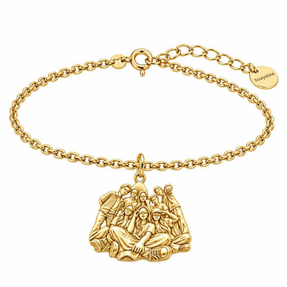 Inner Circle Portrait Charm Bracelet Set – 18K gold, front view