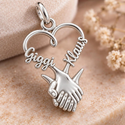 Intertwined Hands Heart Charm Bracelet – Personalized Couple Gift – macro detail of the charm