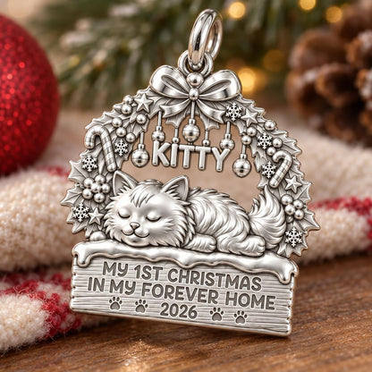 Kitty's First Christmas Charm Bracelet – Personalized Cat Mom Gift – macro detail of the charm