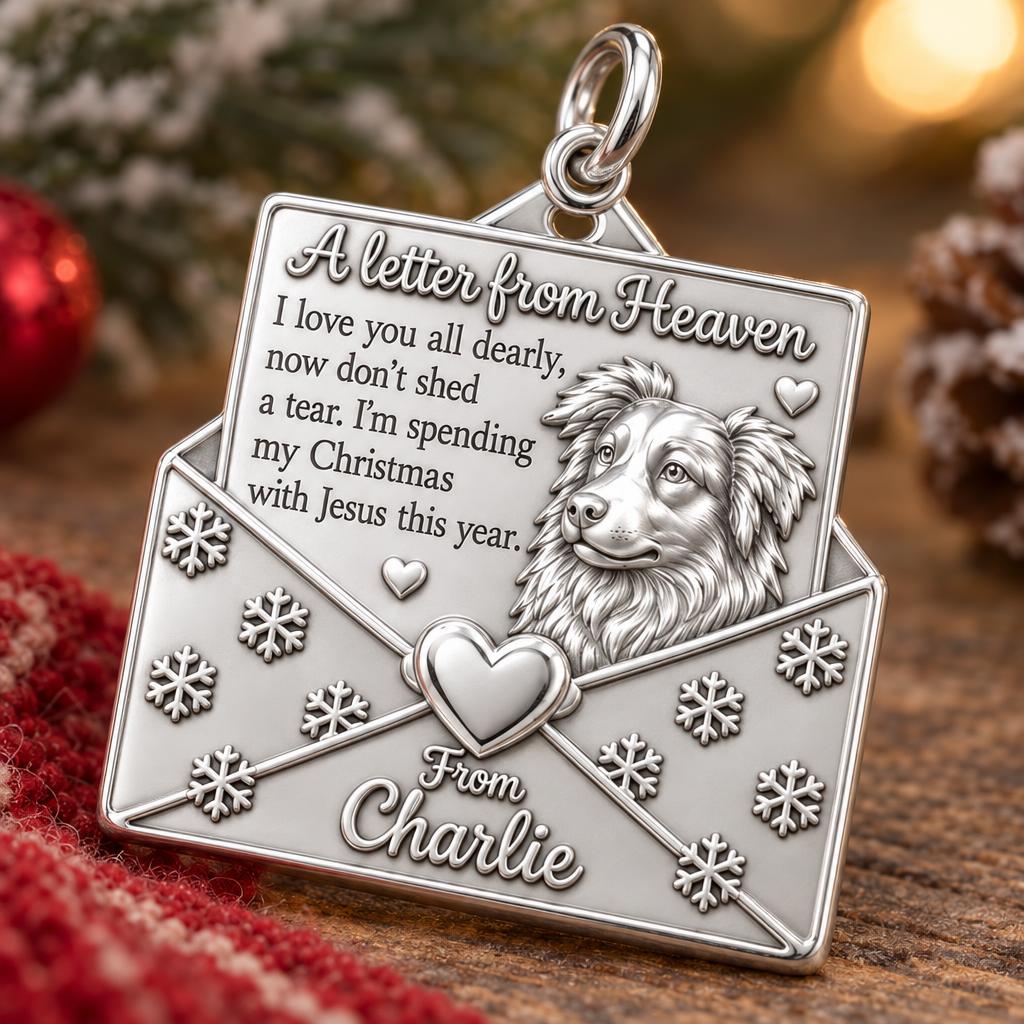 Letter From Heaven Charm Bracelet – Personalized Pet Gift – macro detail of the charm