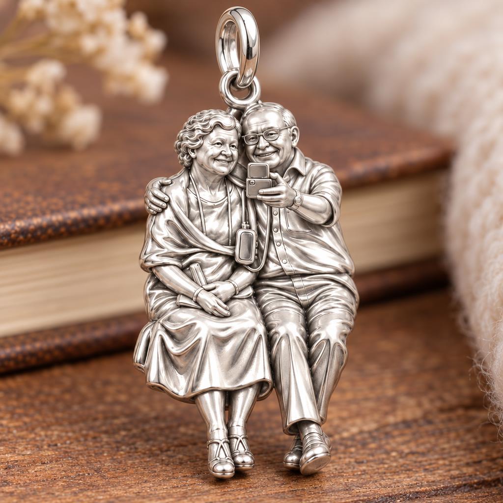 Lifetime Together Selfie Charm Bracelet – Personalized Couple Gift – macro detail of the charm
