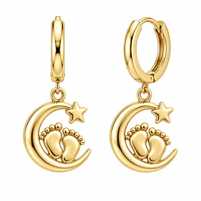 Little Moonsteps Huggie Charm Earrings – 18K gold, front view