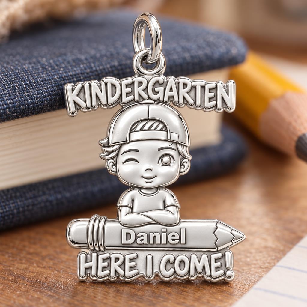 Little Scholar First Day Charm Bracelet – Personalized Mom Gift – macro detail of the charm