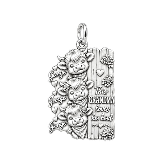 Loves Her Herd Highland Cows Charm Bracelet – Personalized Grandma – silver plated 2 cm charm, front view