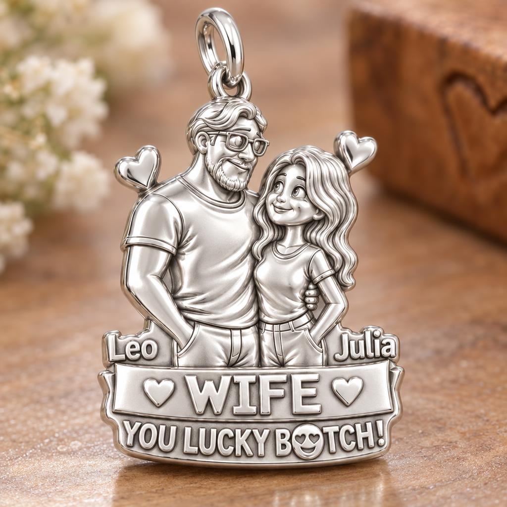 Lucky Couple Portrait Charm Bracelet – Personalized Couple Gift – macro detail of the charm