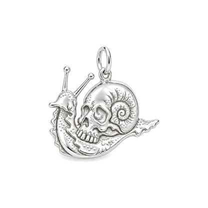 Memento Snail Shell Charm Bracelet – Personalized Nature Gift – silver charm, front view