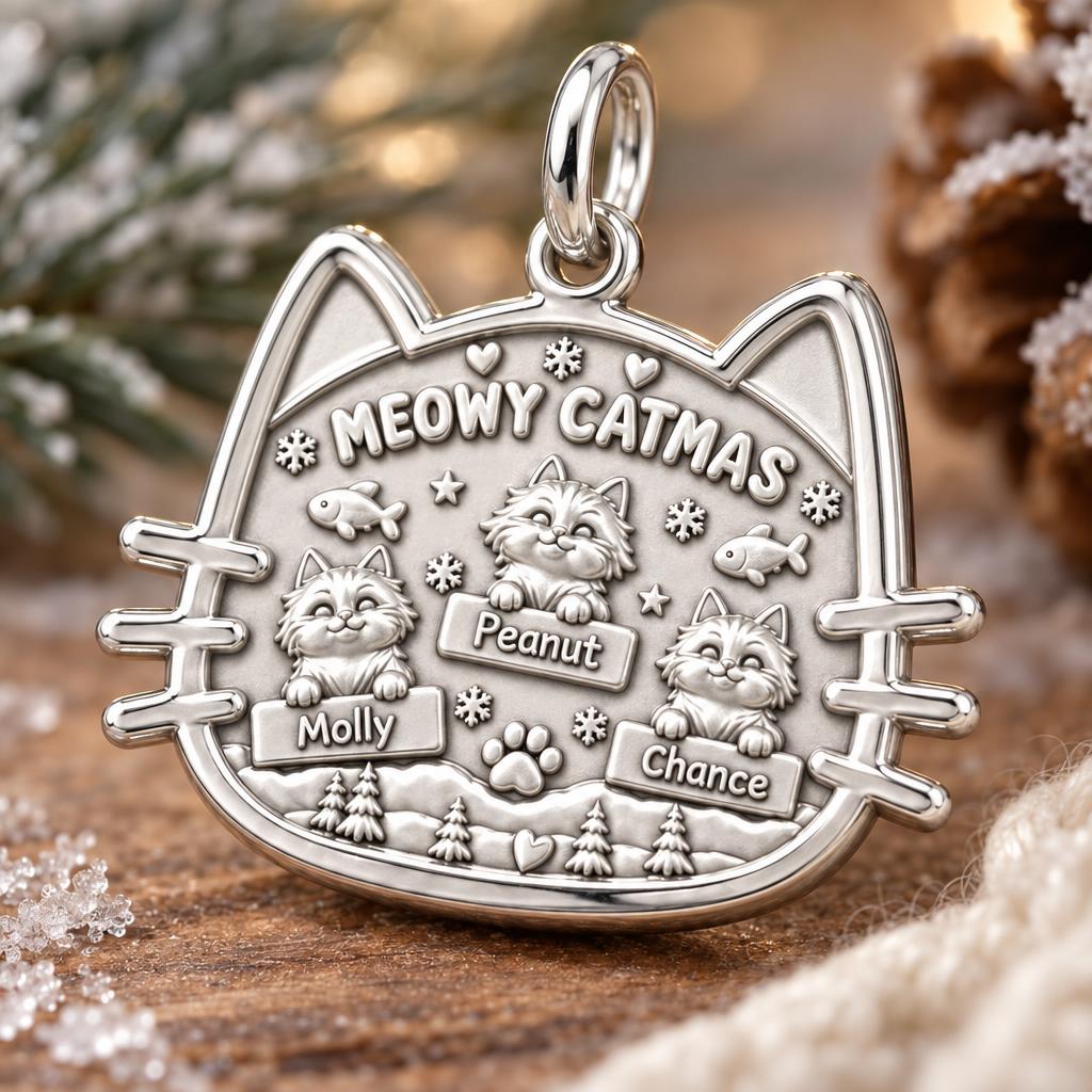 Meowy Catmas Winter Scene Charm Bracelet – Personalized Cat Mom Gift – macro detail of the charm
