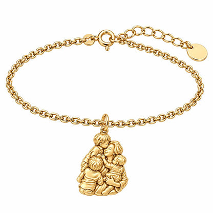 Mother's Tender Embrace Charm Bracelet Set – 18K gold, front view