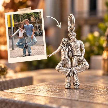 Opposite-Sex Best Friends Silhouette Charm Bracelet – Personalized Bestie Gift – macro detail of the charm