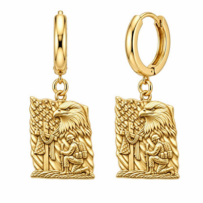 Patriot Kneeling in Prayer Huggie Charm Earrings – 18K gold, front view