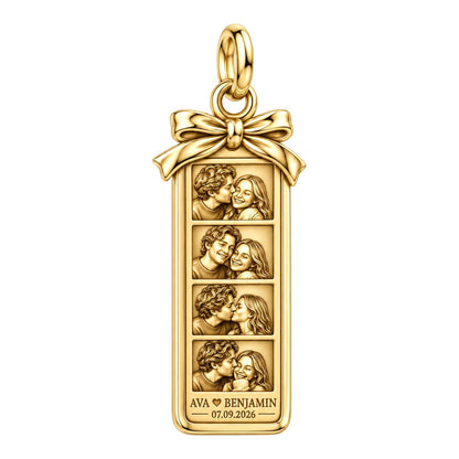 Photo Strip Keepsake Charm Bracelet – Personalized Couple Gift – 18K gold plated 2 cm charm, front view