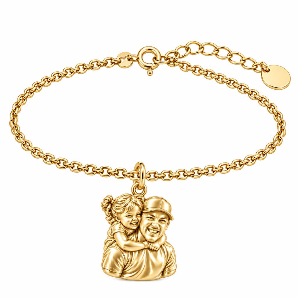 Piggyback Hug Photo Charm Bracelet Set – 18K gold, front view