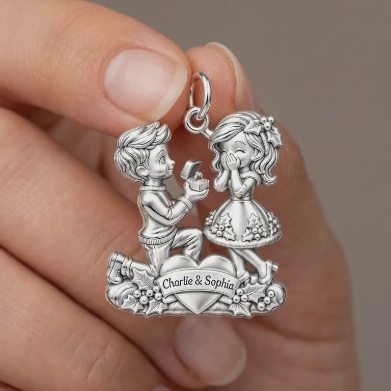 Winter Proposal Heart Charm Bracelet – Personalized Couple Gift – product video