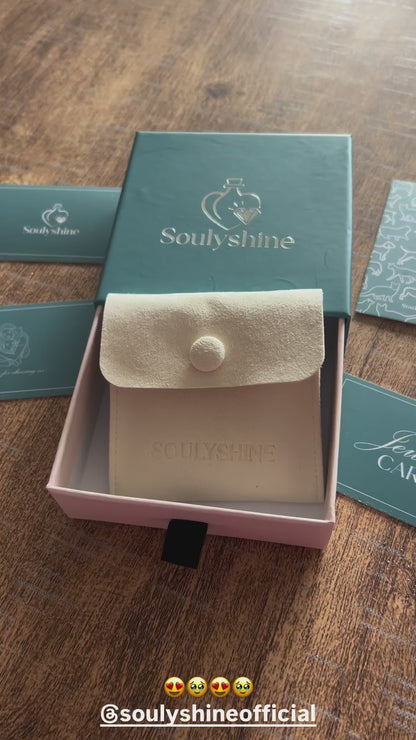 Soulyshine French Bulldog Whisper of Paws – Personalized Outline Your Pet's Face and Name Necklace