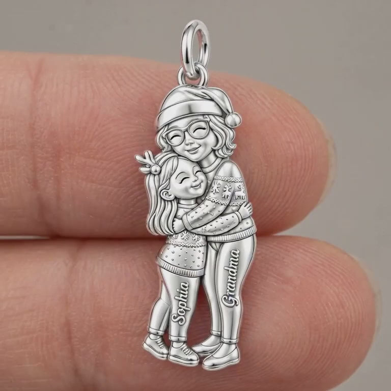 Christmas Hug Charm Bracelet – Personalized Grandma Gift – product video