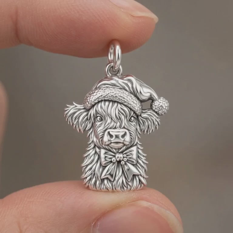 Festive Highland Cow Charm and Polyester Cord Bracelet Set