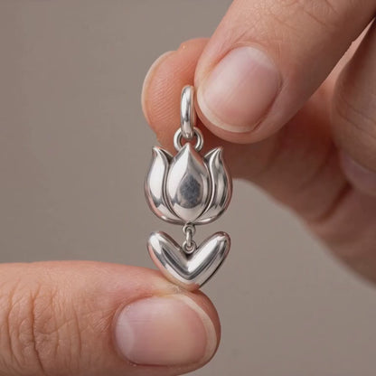 Tulip Love Charm and Polyester Cord Bracelet Set