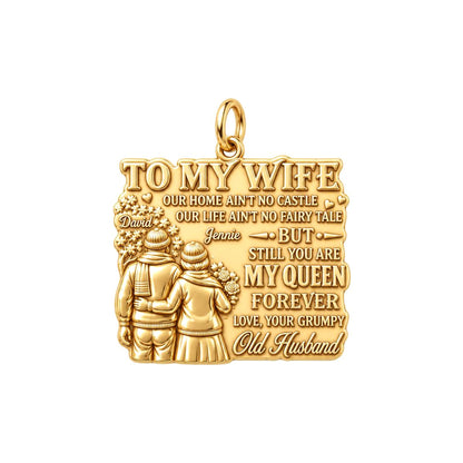 Queen Forever Charm Bracelet – Personalized Wife Gift – 18K gold plated 3 cm charm, front view
