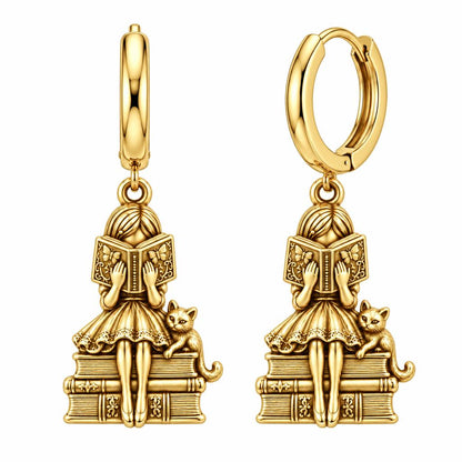Quiet Reader and Cat Huggie Charm Earrings – 18K gold, front view