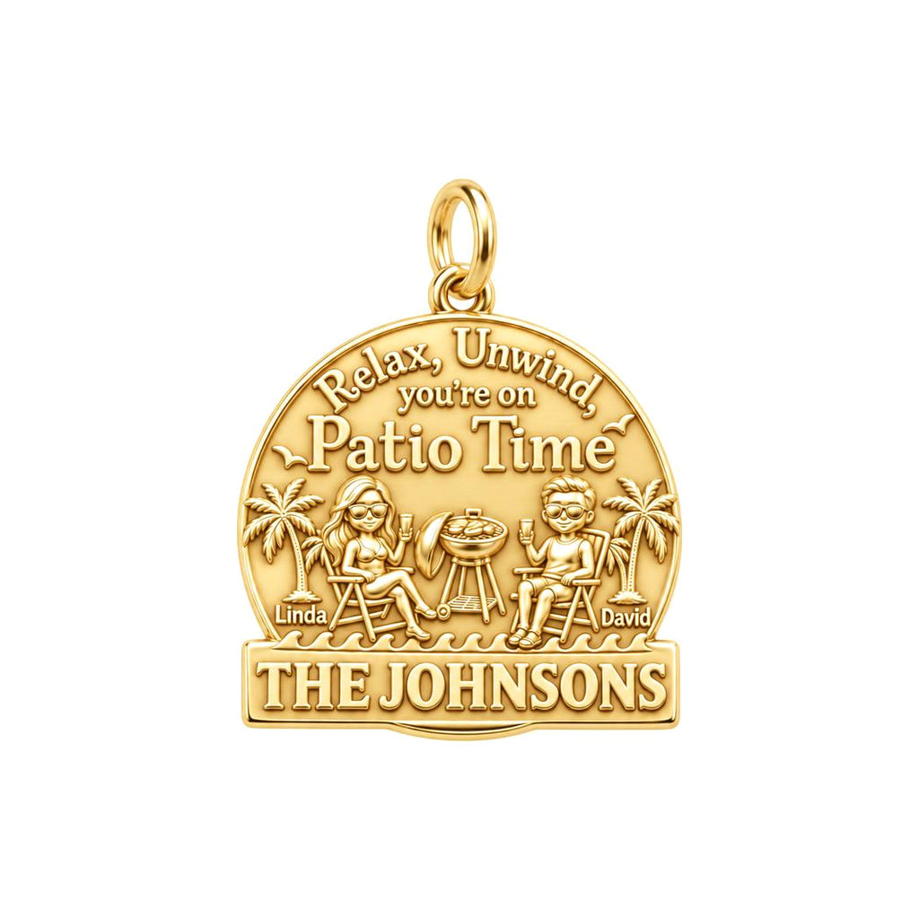 Relaxed Patio Time Charm Bracelet – Personalized Couple Gift – 18K gold plated 3 cm charm, front view