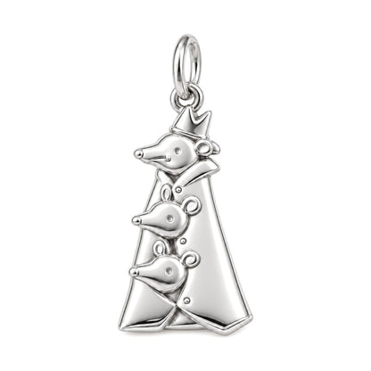 Royal Mouse Mother Charm Bracelet – Personalized Mom Gift – silver charm, front view