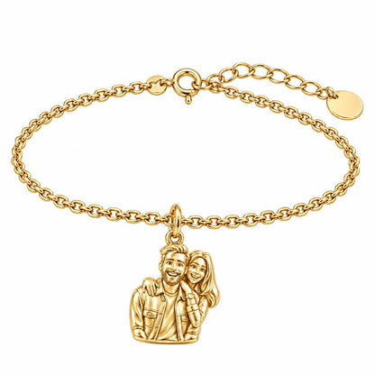 Sculpted Love Portrait Charm Bracelet Set – 18K gold, front view