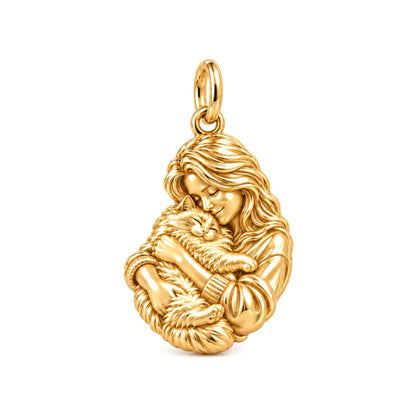 Sculpted Ragdoll Embrace Charm Bracelet – Personalized Cat Mom Gift – 18K gold charm, front view
