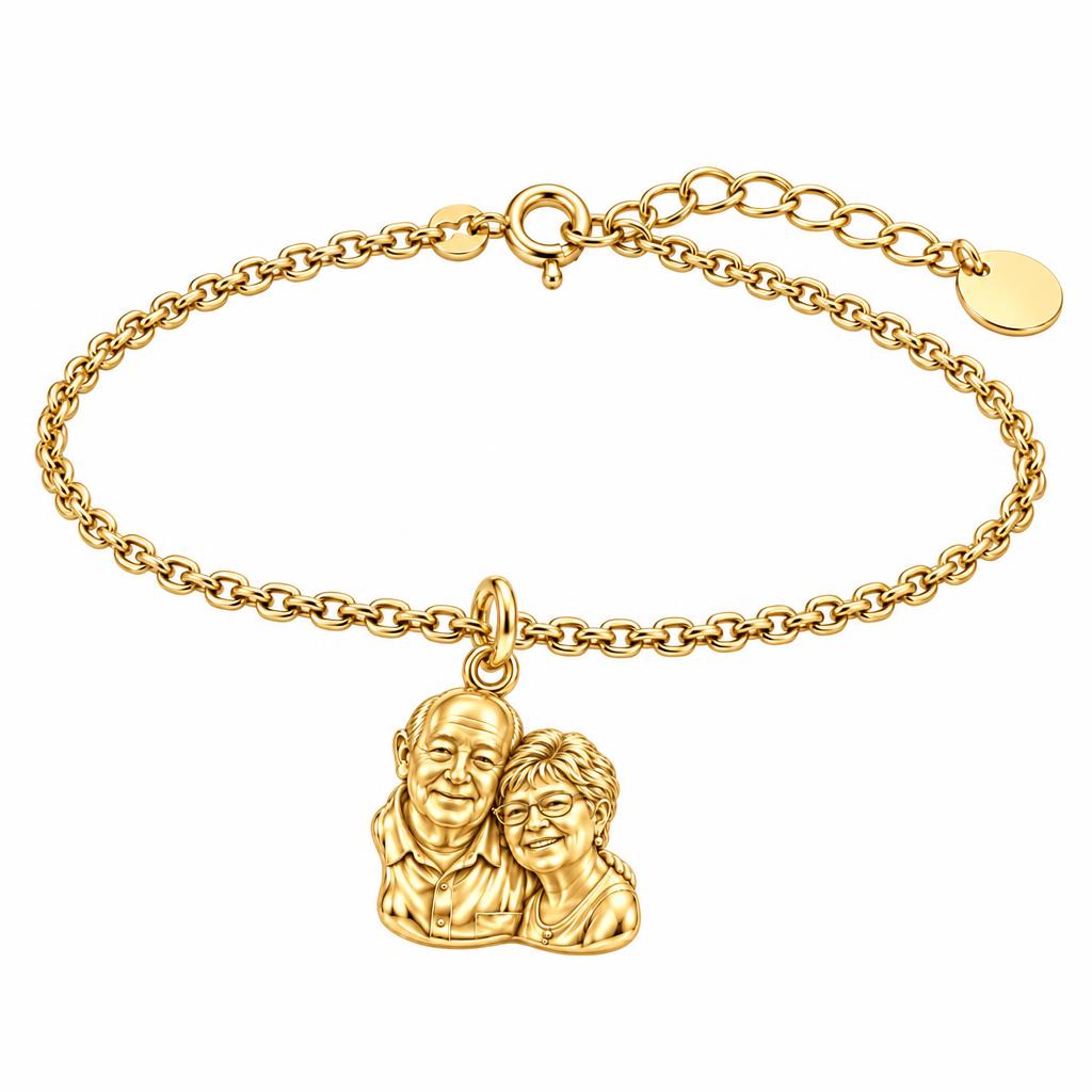 Sculpted Together Portrait Charm Bracelet Set – 18K gold, front view