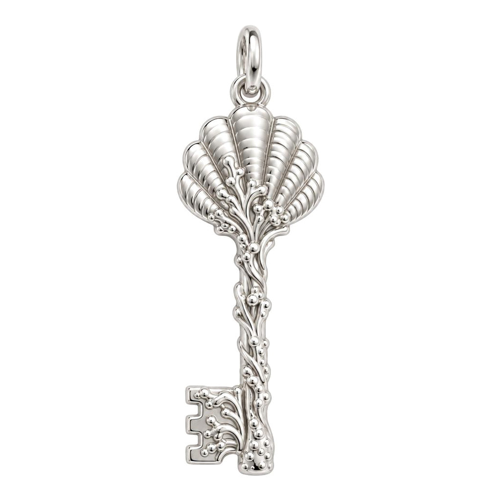 Seashell Skeleton Key Charm Bracelet – Personalized Mom Gift – silver charm, front view