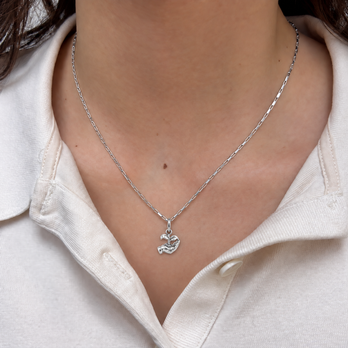 Seeds of Hope Charm — Model | charm-topics-remaining-444-2026-09-14 | topic-183
