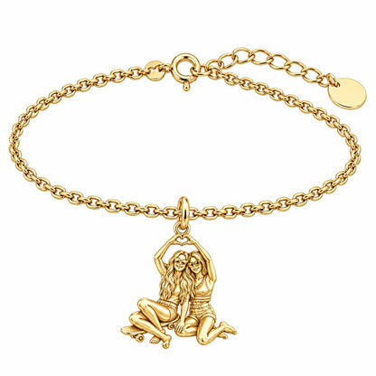 Skater Besties Heart Charm Bracelet Set – 18K gold, front view