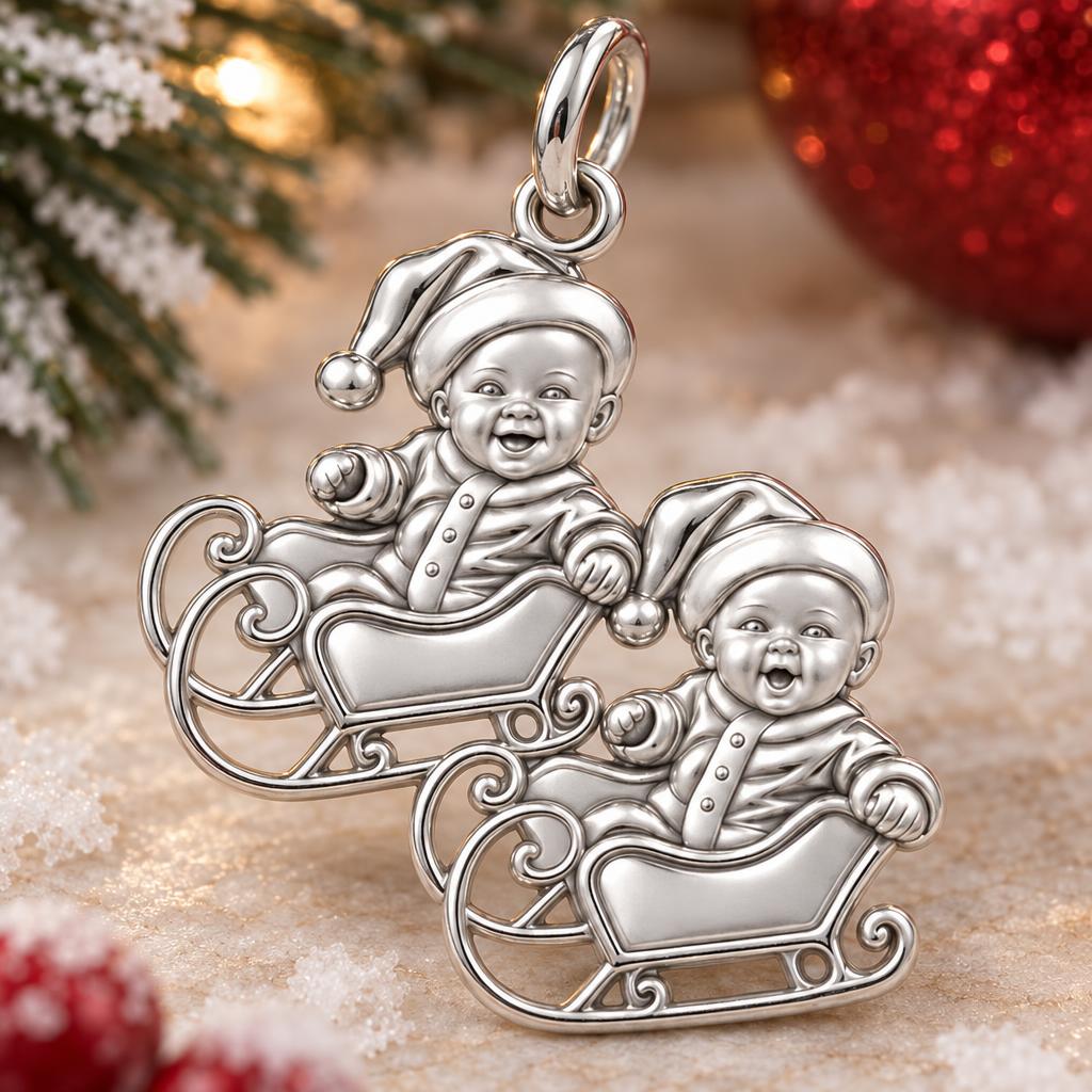 Sleigh Ride Babies Charm Bracelet – Personalized Mom Gift – macro detail of the charm