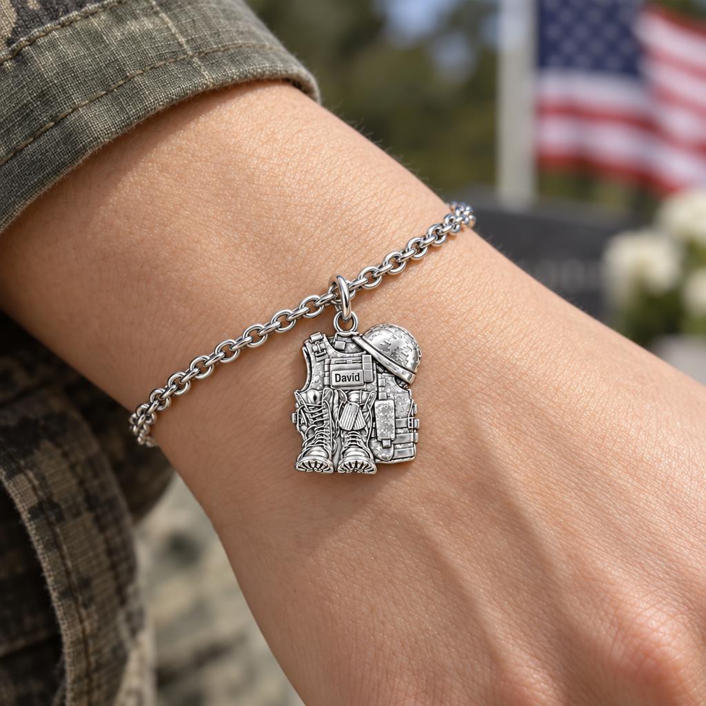 Soldier's Gear Tribute Charm Bracelet Set – worn / in use