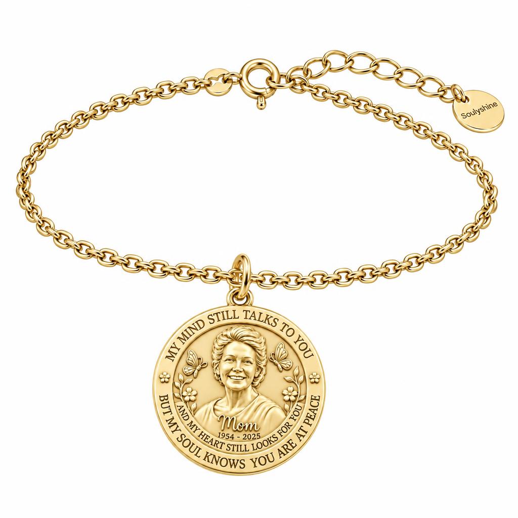 Soul Knows Peace Memorial Charm Bracelet Set – 18K gold, front view