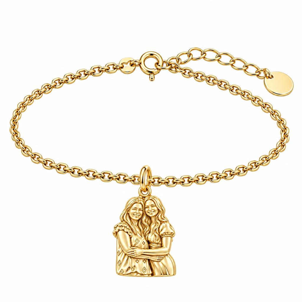 Soul Sisters Portrait Charm Bracelet Set – 18K gold, front view