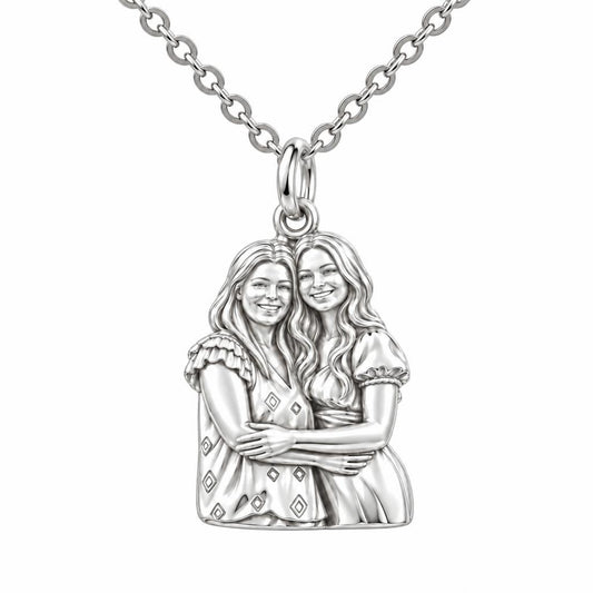 Soul Sisters Portrait Charm Necklace Set – silver, front view