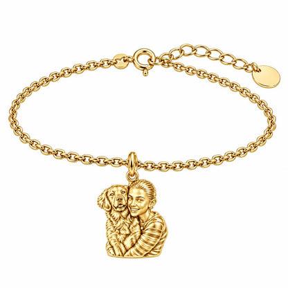 Soulmate Hug Custom Photo Charm Bracelet Set – 18K gold, front view