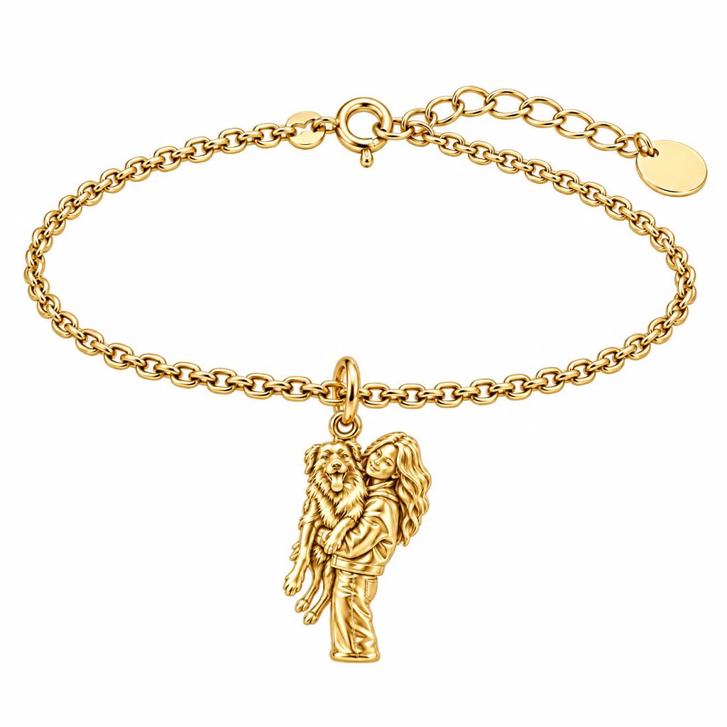 Soulmate Hug Portrait Charm Bracelet Set – 18K gold, front view