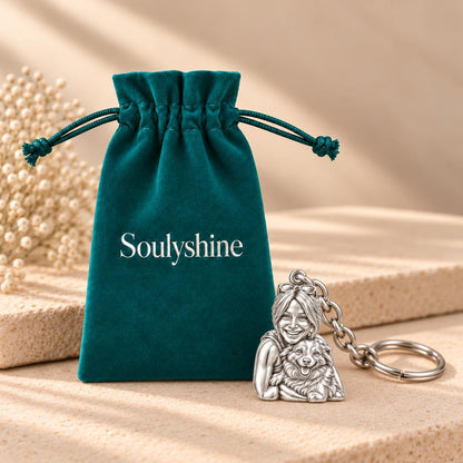 Soulmate Hug Portrait Charm Keychain – Soulyshine velvet gift pouch
