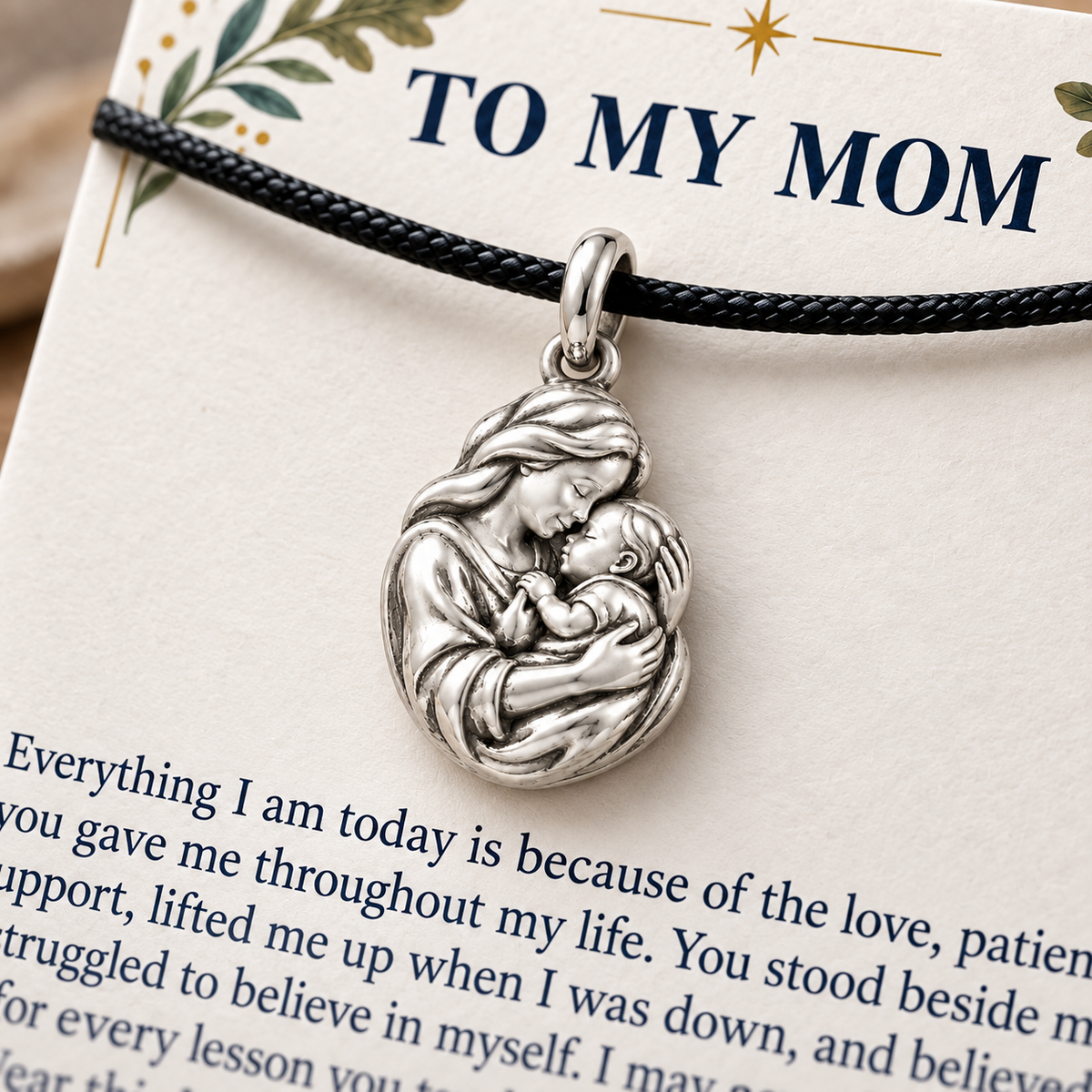 Mother's Arms Carry You In My Heart Charm | macro | c9542efd6963c977b4f28e162d743eefe5db82902e641a2eaef550064938d588