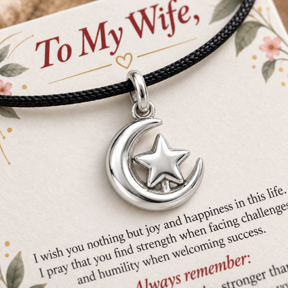 Crescent Star of Love | macro | aabf0ee72483976a3868477c7c27fed95468fbfa72e2f51ea0698fbcae43926b