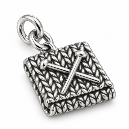 Knitting Needles and Scarf Charm | macro | f79332df1b710134fdfb409d78bfcfd2c7a8288d958442b38b2f8277373c7b07