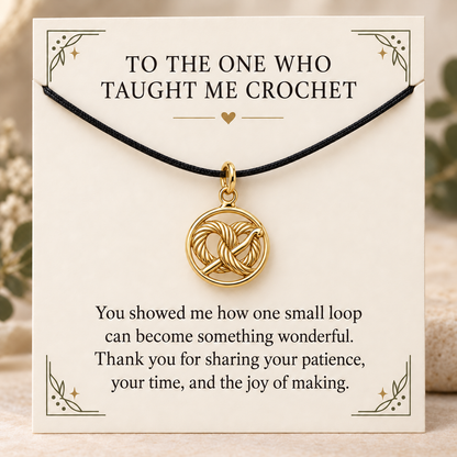 Crochet Mentor Loop Charm Gift | gold | 39e16a328342b20e5c2ad4cde65f354b8a30da3414b45a76c38feec2755de2f4