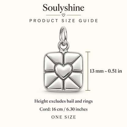 Quilter Patchwork Heart Charm Gift | size | 11fdbf45b1053ea16b48341e59622b47c5de37fc0bc60557a0b43e2cfeac0ec2