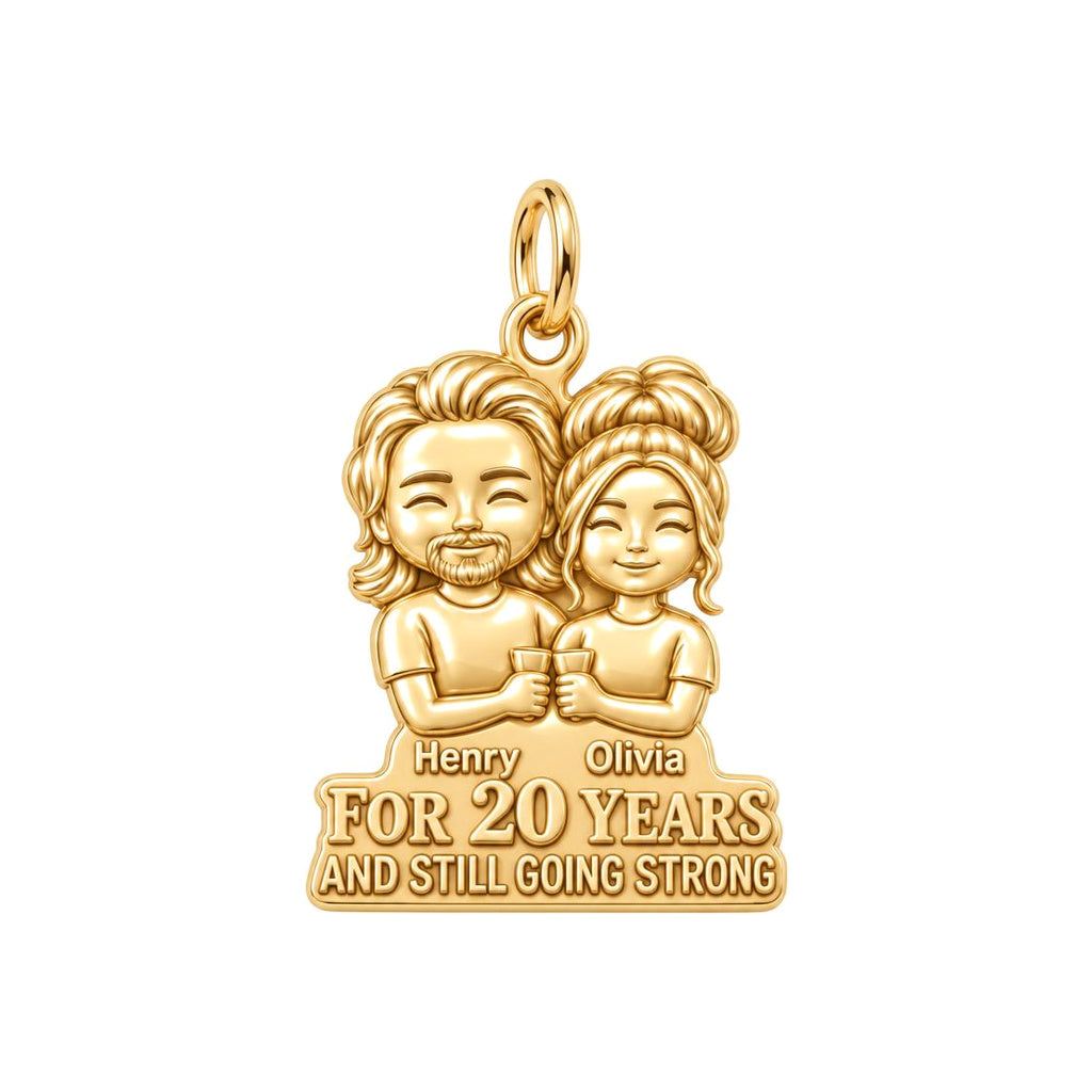 Still Going Strong Charm Bracelet – Personalized Couple Gift – 18K gold plated 3 cm charm, front view