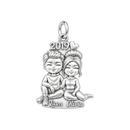Sweet Couple Soulmates Charm Bracelet – Personalized Couple Gift – silver plated 3 cm charm, front view