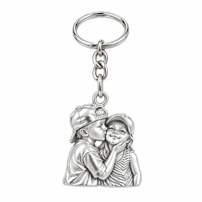 Sweet Sibling Kiss Charm Keychain – silver, front view