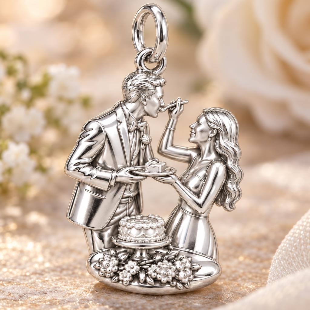 Sweet Wedding Cake Moment Charm Bracelet – Personalized Couple Gift – macro detail of the charm