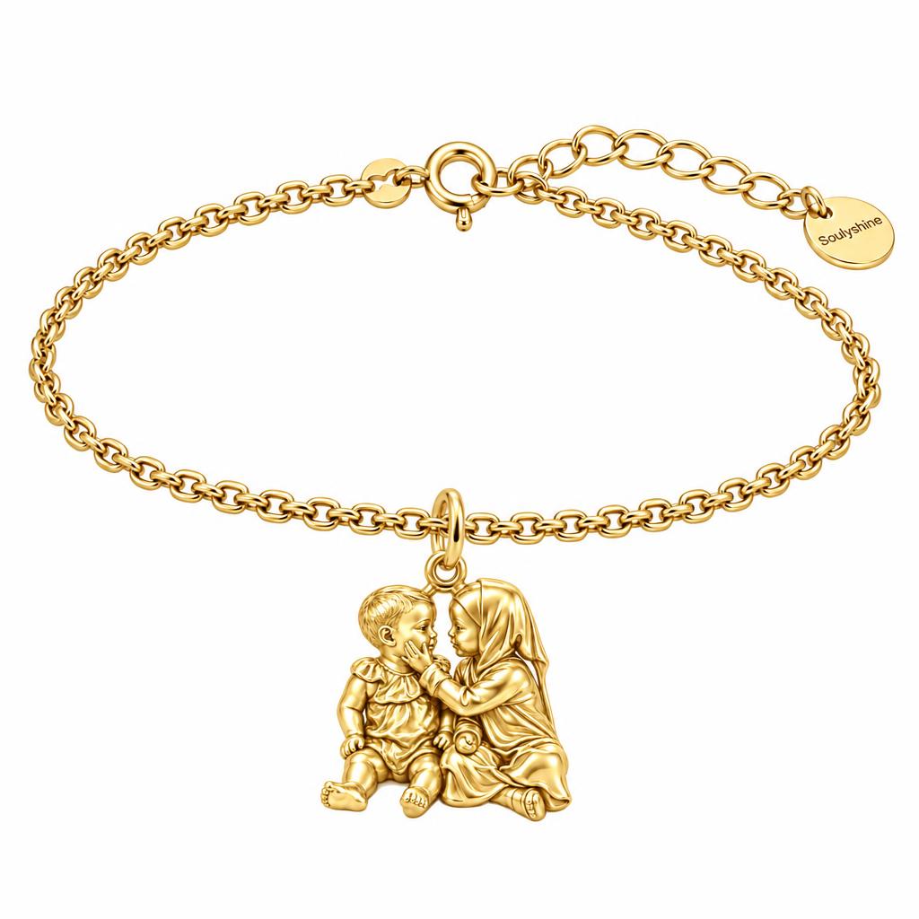 Tender Sibling Bond Charm Bracelet Set – 18K gold, front view